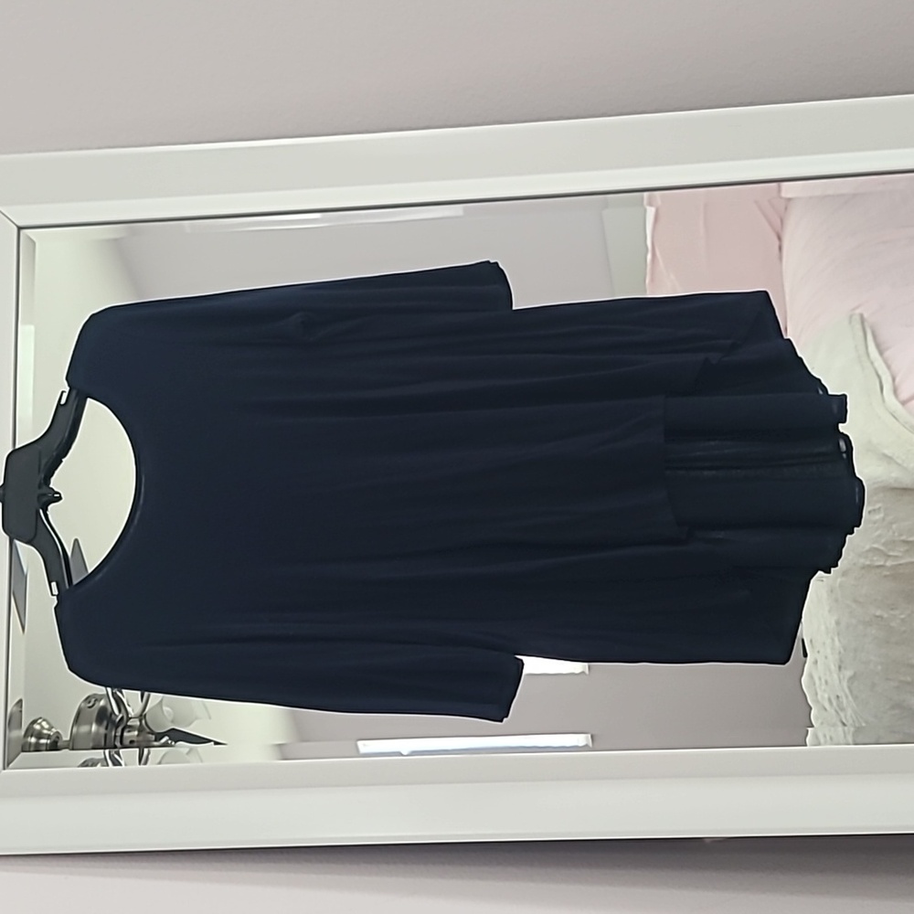 Kim and Cami X-large navy blue tunic top. High low with dressy panel in back.